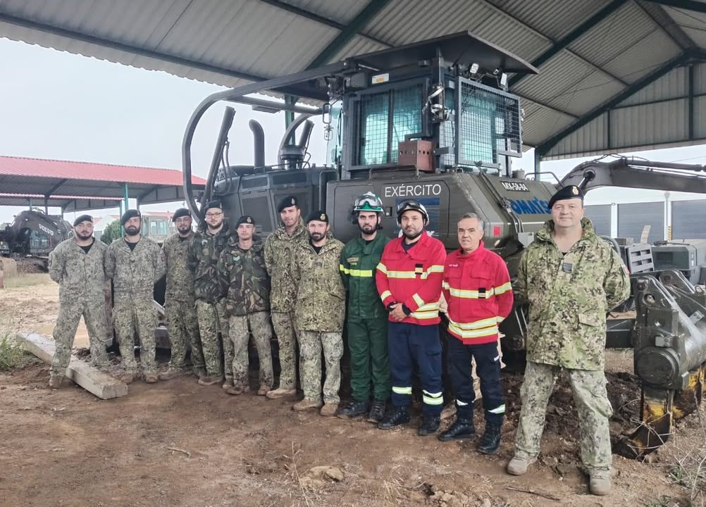 Photos from Autoridade Nacional de Emergência e Proteção Civil's post